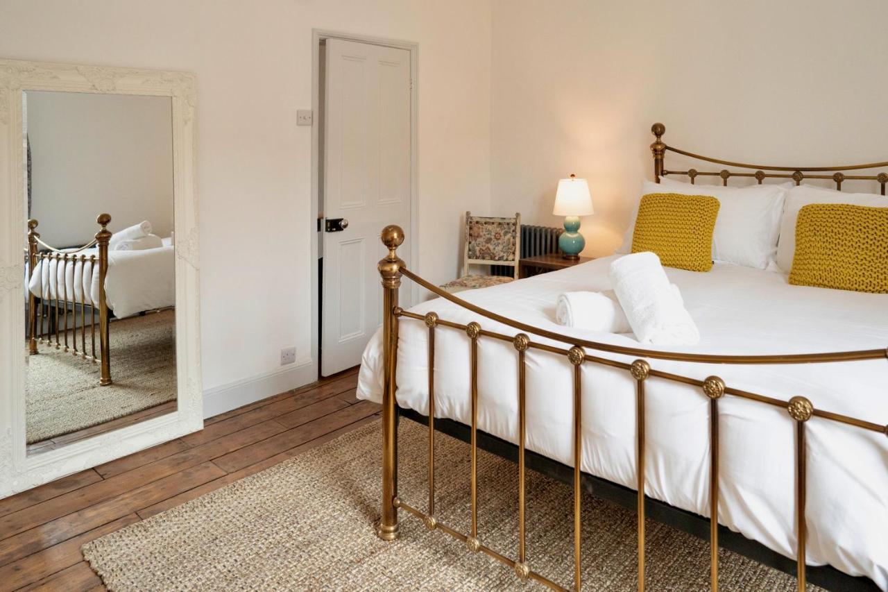 Stylish Retreat Inside Walls * York